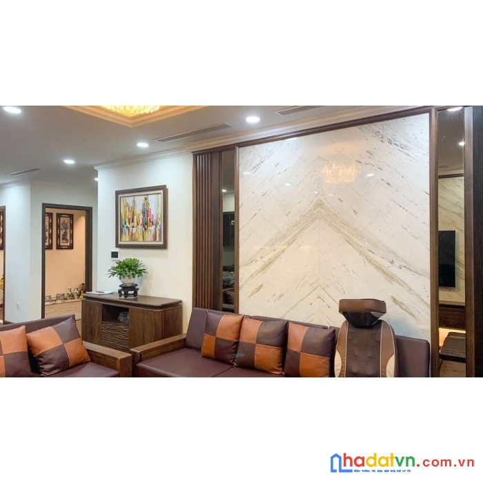 Sale sập sàn: nhà đẹp, dân xây, sát cầu vĩnh tuy: 33m2, 4 tầng, 2,8 tỷ