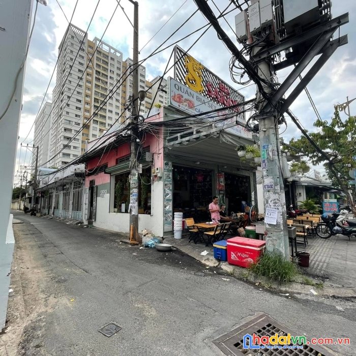 Bán nhà đường hòa bình – tân phú gần đầm sen , ngang 6 dài 13 , nhỉnh 6 tỷ