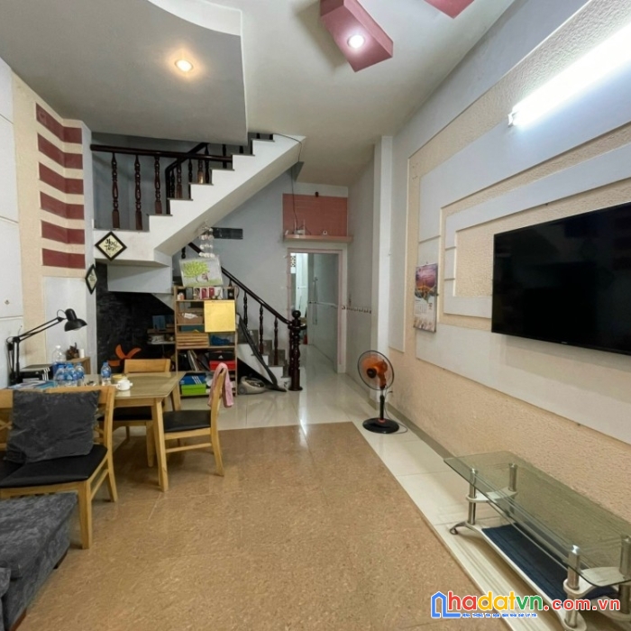 Bán nhà hxh lê đình cẩn, bình tân, 2 tầng , 64m2, giá 5 tỷ tl