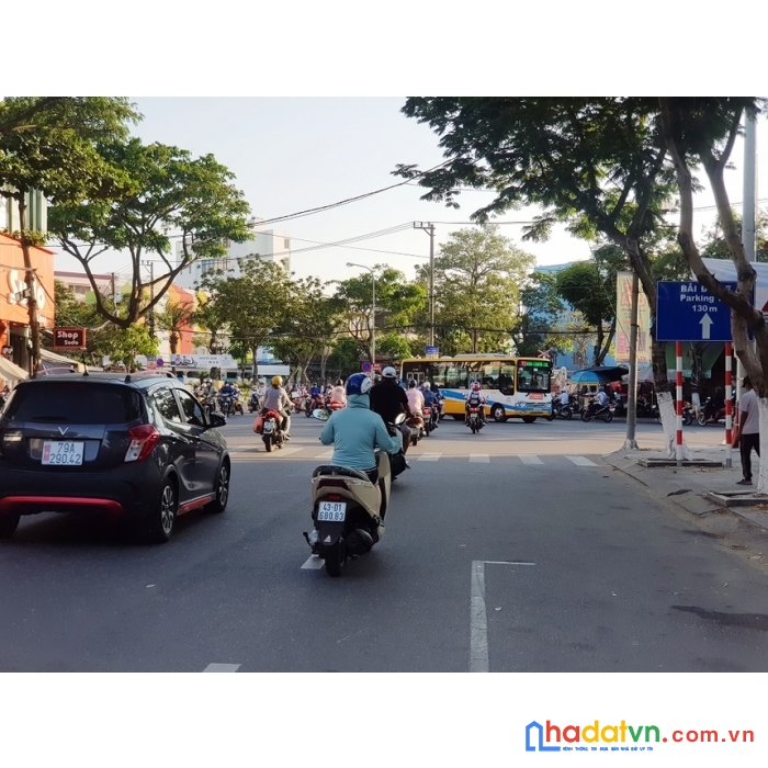 Nhà mt đường lê duẩn, 161m2, nhà mới, đẹp, 54.x tỷ