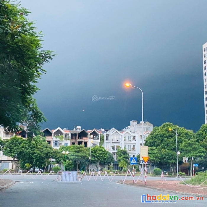 Chính chủ bán mảnh đất đẹp 85m2 phân lô khu tđc phường giang biên