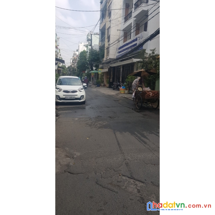 Bán nhà mặt tiền hẻm 458 đường 3 tháng2 phường 12 quận 10
