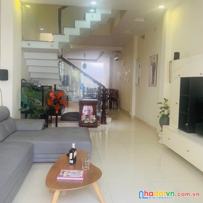 Bán nhà lê đức thọ diện tích lớn 100m, khu vip phân lô, hẻm ô tô 8m, giá cực tốt chỉ nhỉnh 60