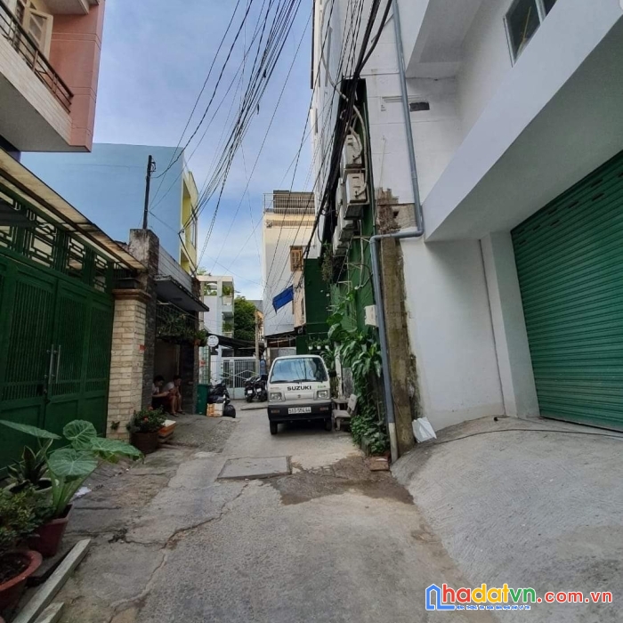 Kế mặt tiền tân sơn nhì, hẻm xe hơi 137m2, 6p cho thuê, nhỉnh 9 tỷ