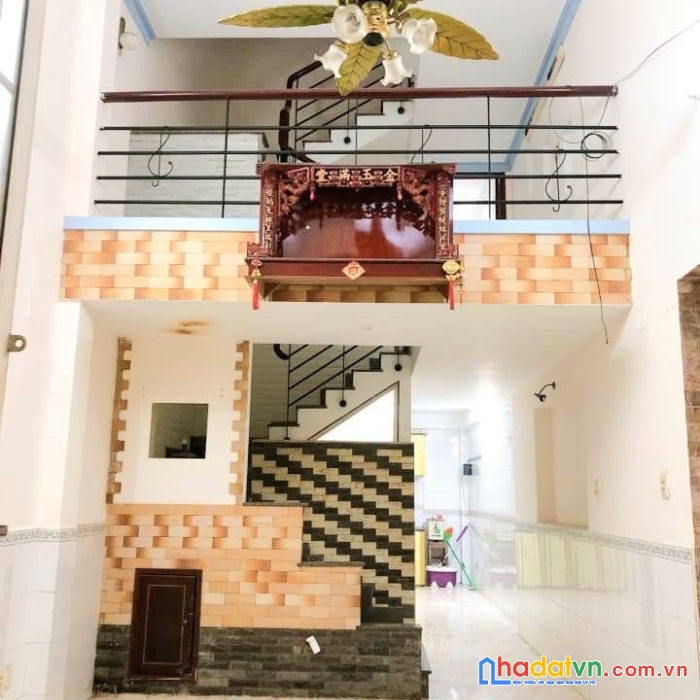 Hẻm xe hơi  kia morining  dt 146.9 m ngang 4 x 13 m đúc 4 tấm  đoàn văn bơ quận 4
