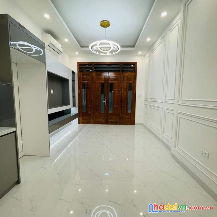 Bán nhà cực đẹp đức diễn 3,5 tỷ 4,5 tầng – phân lô - nhà mới ở ngay