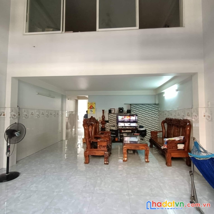 Bán nhà hxh giá rẻ 5x18m=90m2-chỉ 5.8 tỷ đường hương lộ 2