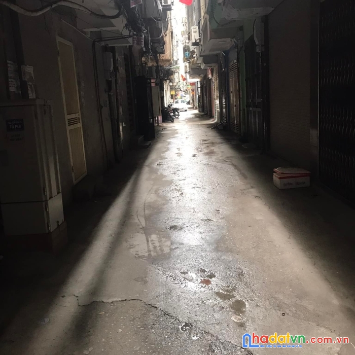 Bán nhà mới 5 tầng phố xuân thủy-cầu giấy thơm phức mùi sơn,ở sướng,dt 31m chỉ 4.3 tỷ.