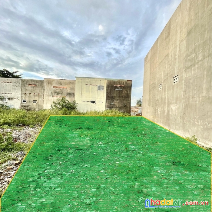 Bán đất gần cầu vượt linh xuân, hxh, 81m2 ,4x20m, xây nhà 5 tầng, 4,7 tỷ