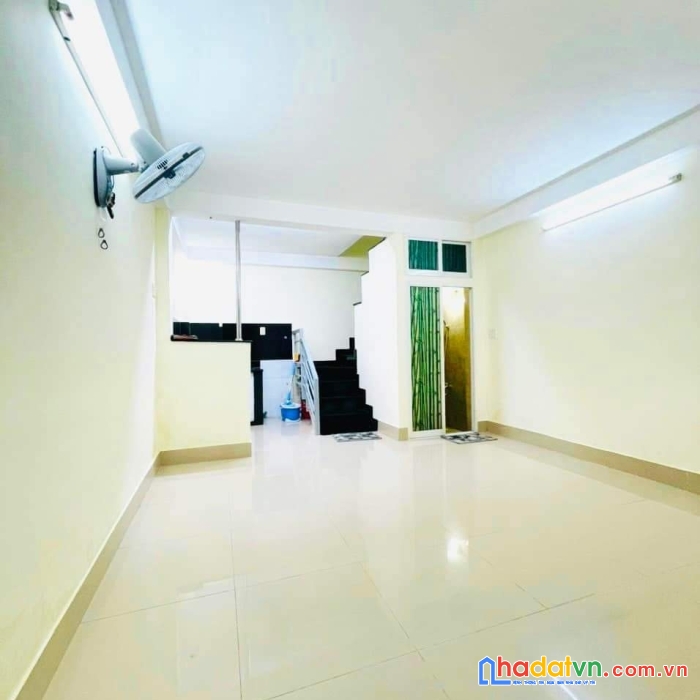 Bán nhà bình tân, hẻm 5m ôtô thông, gần mặt tiền tân hòa đông, ngay tl 10, 3phút qua tên lửa,