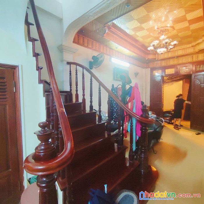 Trung tâm đống đa – nhà mới đẹp - ở ngay – diện tích 37m² - 5 tầng – giá 5.1 tỷ.