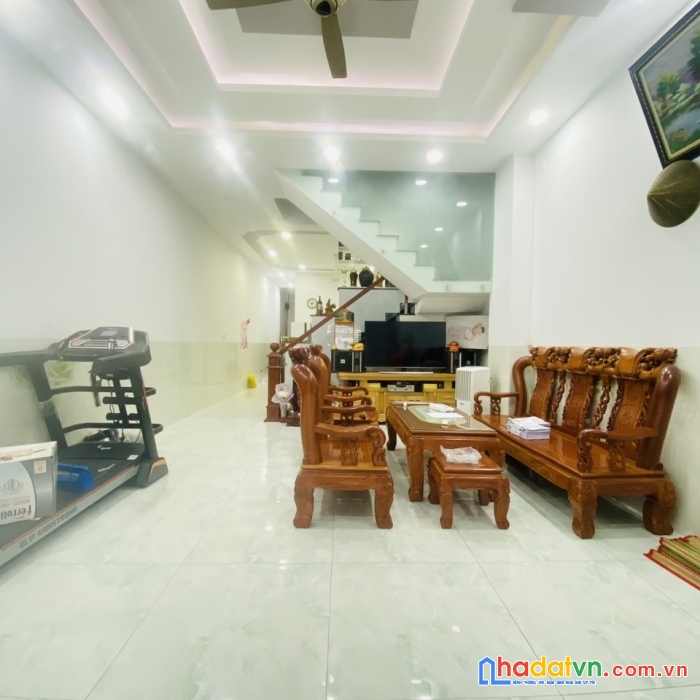 Bán nhà mặt tiền hà huy giáp, thạnh lộc-quận 12 chỉ nhỉnh 8 tỷ sổ vuông