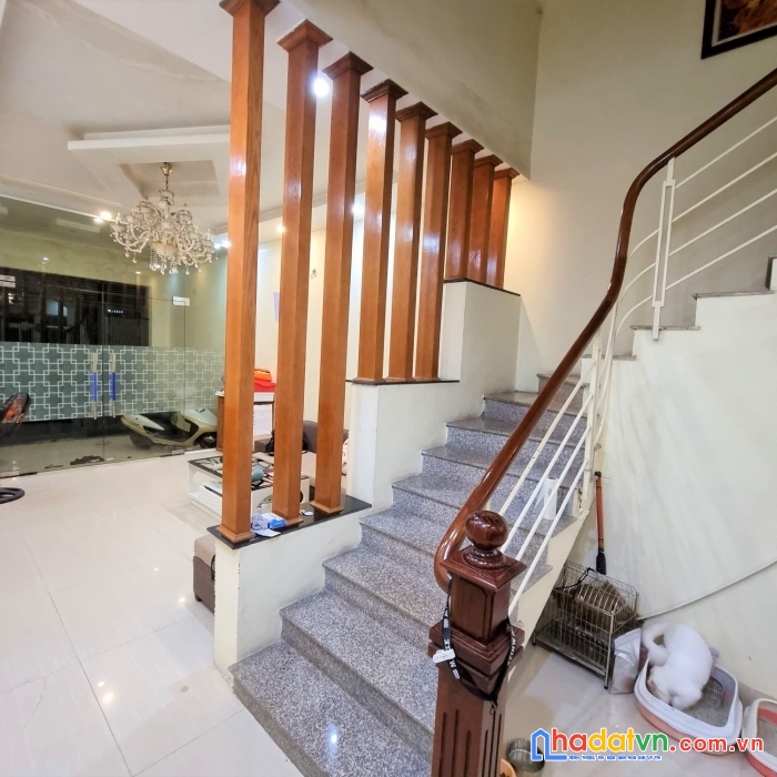 Bán gấp nhà mễ trì thượng 2 thoáng, ở luôn 42m giá 5 tỷ