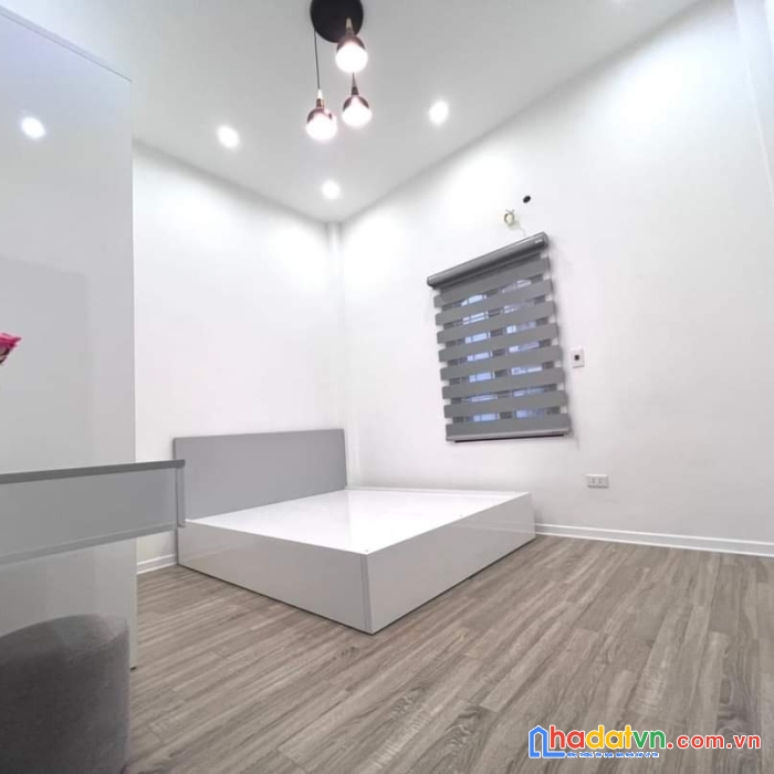 Vị trí đẹp gần phố ngọc lâm lô góc ở ngay 39mx4t,3,9tỷlh0916488589
