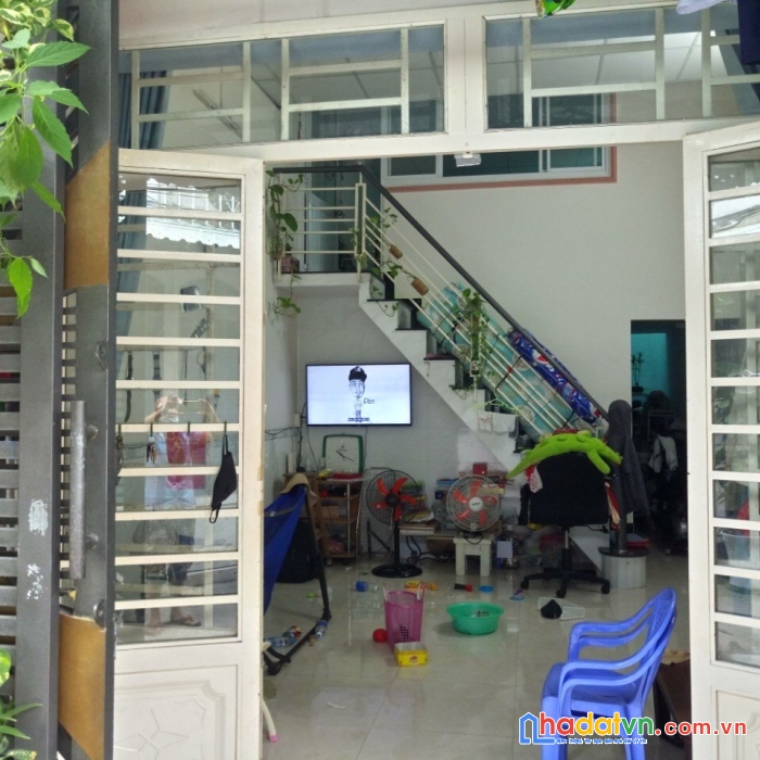 Bán nhà bình tân 40m2(4x10) hẻm xe hơi giá nhỉnh 2 ty