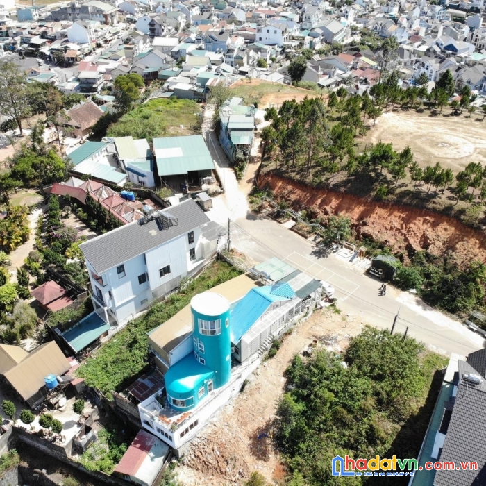 Nhà kế bên đồi có view 360 độ đà lạt