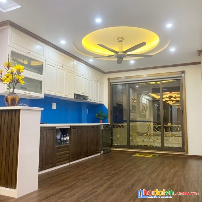 Bán nhàtrung kính, quận cầu giấy: ô tô, ngõ thông 4m, kinh doanh đỉnh, 51m2*5t, chỉ 9.x tỷ