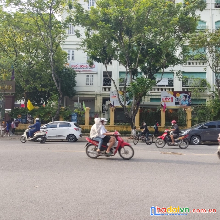 Nhà đẹp phạm tuấn tài phân lô, ô tô tránh, kinh doanh + vp, 40m, 12.x