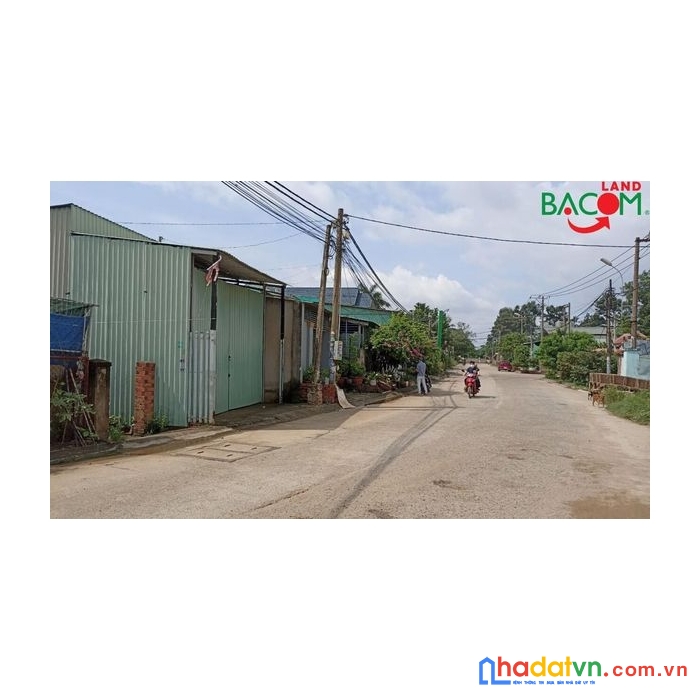 Bán nhà đường 2 ô tô , 10 x 21m , 188m2 , shr thổ cư , an bình biên hoà chỉ 6 tỷ