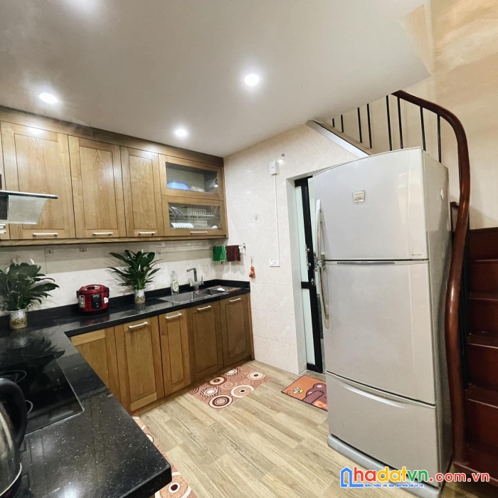 Bán nhà hoàng văn thái, vị trí đẹp, ngõ nông thông, 45m2 giá hơn 8 tỷ, sát phố