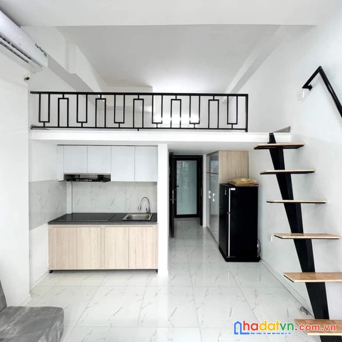 Căn hộ dịch vụ minh khai: dt 58/73m2; 6 tầng; mt 6,8; giá chào 10.5 tỷ.