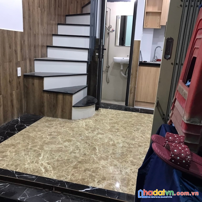 Nhỉnh 1 tỷ có ngay nhà xinh xắn tân bình – cách mạng tháng 8 – sát quận 3, quận 10 –