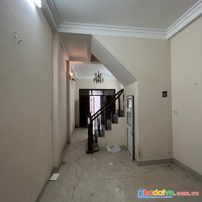 Hiếm! bán nhà nguyễn văn cừ 30m 3 tầng chỉ 2 tỷ 5.