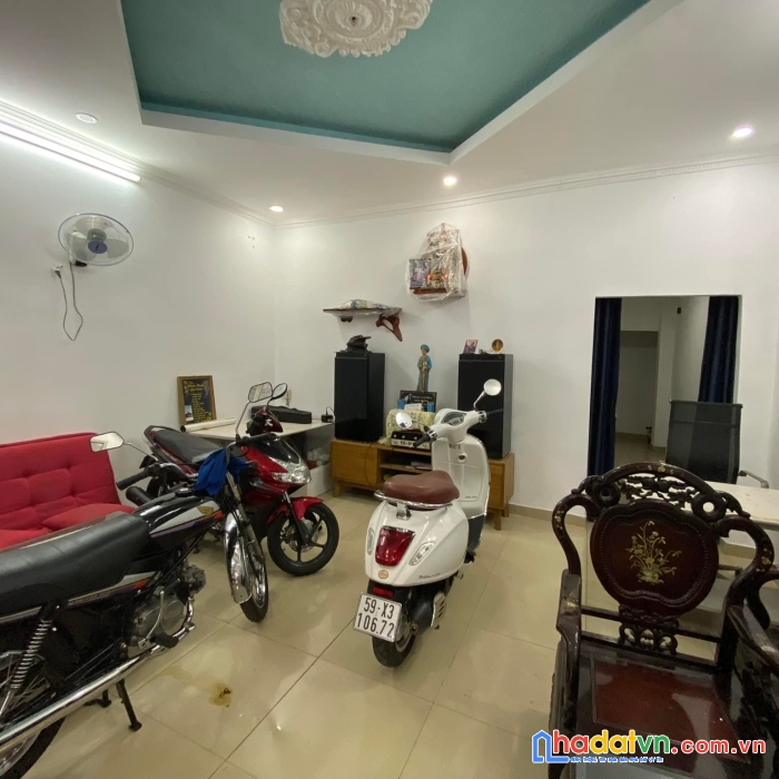 Bán nhà mặt tiền gần vincom thủ đức, đường số 10, linh chiểu, 149m2, 10.9 tỷ