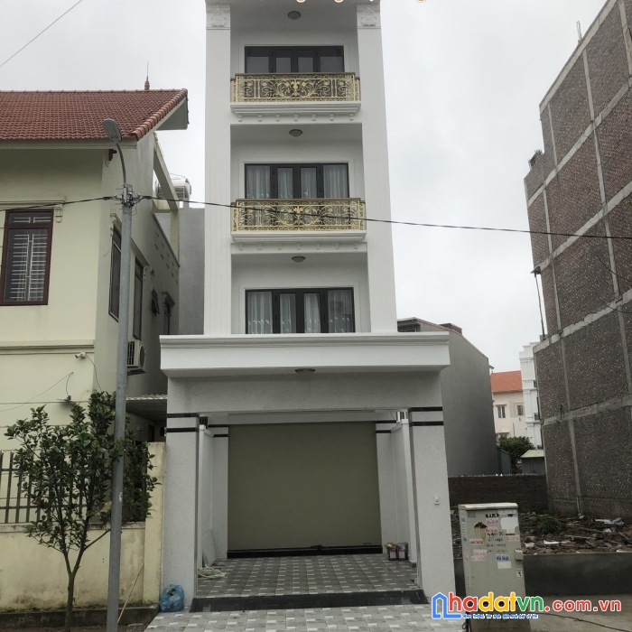 N511  nhà  siêu phẩm  tuyến 2 bùi viện, gần đường lê hồng phong

diện tích 86m2  đường rộng  vị