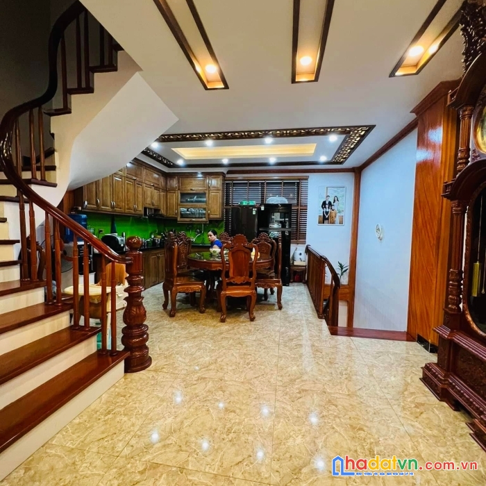 Bán nhà nguyễn trãi. siêu phẩm nhà đẹp ở ngay diện tích 45m2, 4 tầng, nhỉnh 5 tỷ. nhà bác chủ giữ