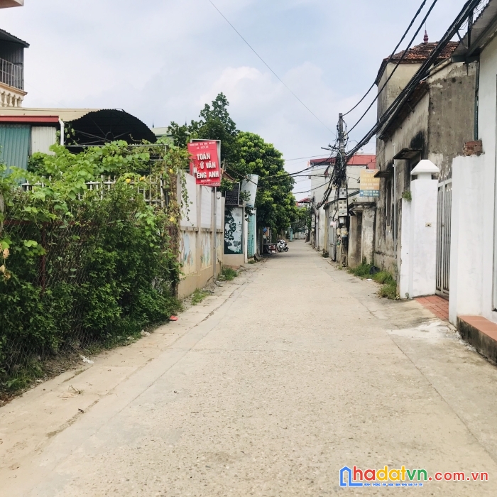 Bán đất hải bối 42m ô tô đỗ cửa giá chỉ 3x.lh 0976677492