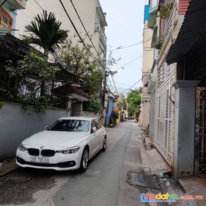 Hiếm !! nhà phố hoàng như tiếp, bồ đề, ngõ thông ô tô tránh, 80m 4t giá 10.2 tỷ.