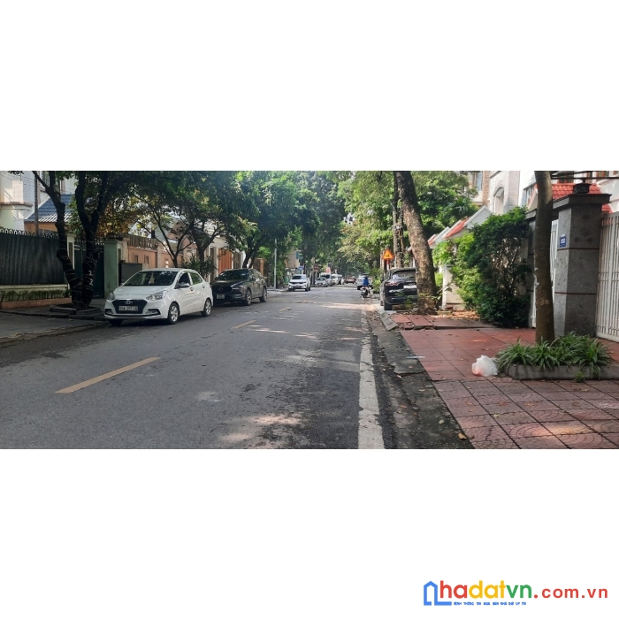 Bán gấp nhà đường mỹ đình 50m2, kinh doanh, giá 4 tỷ 2.