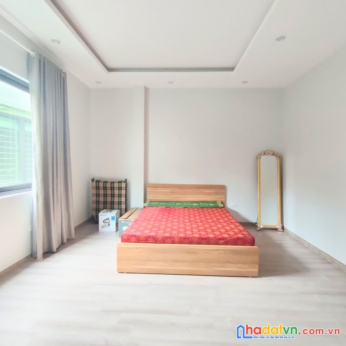 Hoa hậu đại la chỉ 3,2 tỷ vài bước ra phố 37m2x4t