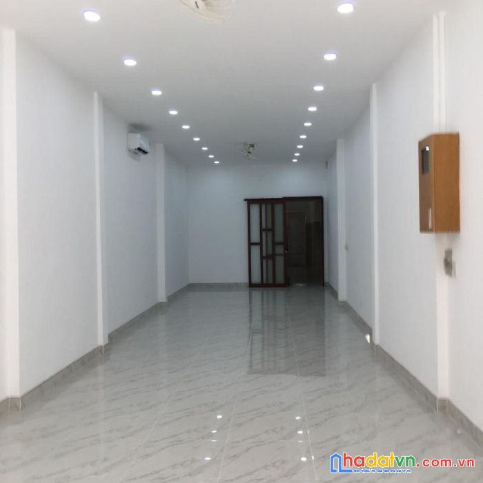Bán nhà mặt tiền kinh doanh hoàng hoa thám - tân bình, dt 132m2, 4 tầng, giá 28.5 tỷ.