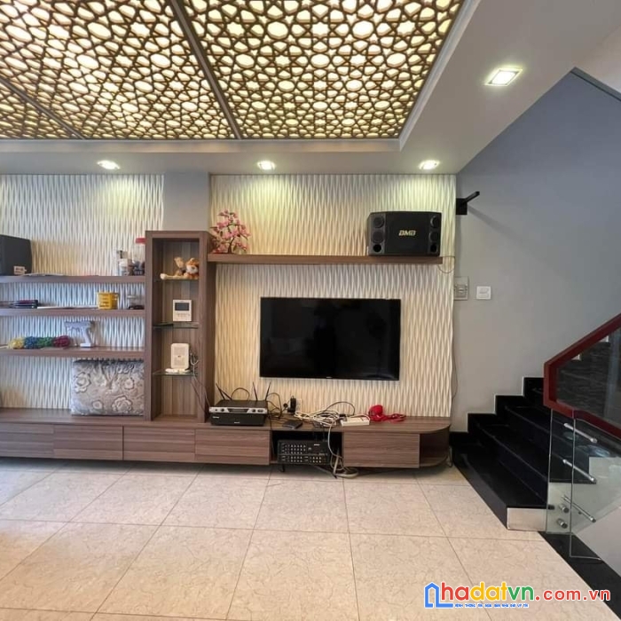 Siêu hot tân bình nhà 5 tầng hẻm xe hơi khu dân trí giáp đại học bách khoa tphcm