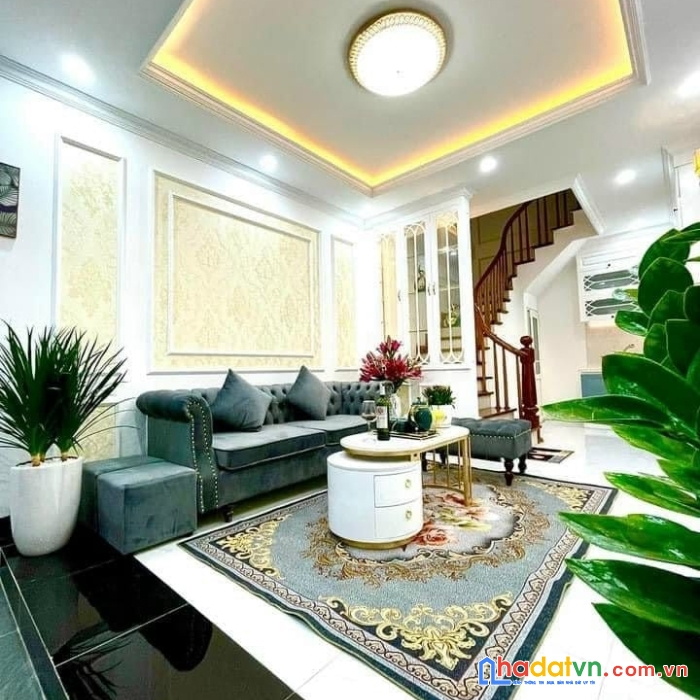 Nhà phân lô, ô tô đỗ cửa văn quán hà đông. dt36m. mt3,6m. giá 6,6 tỷ.