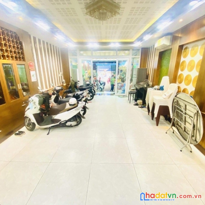 Mặt tiền - nguyễn thị định - 6 tầng - nở hậu - kinh doanh