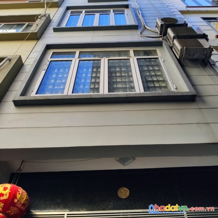 Bán nhà lk ngô thì nhậm 40m2*4t, đường ô tô tránh, nhà dân tự xây full nội thất. giá 6.5 tỷ
