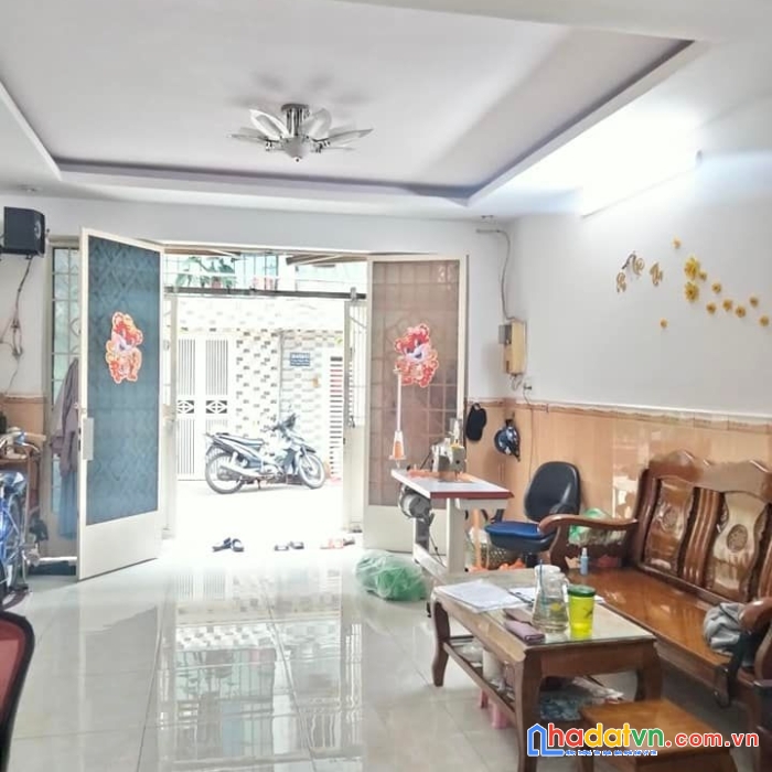 Bán nhà hxh thông thoại ngọc hầu 48m2-3 tầng -4pn - giá 5.3 tỷ tl