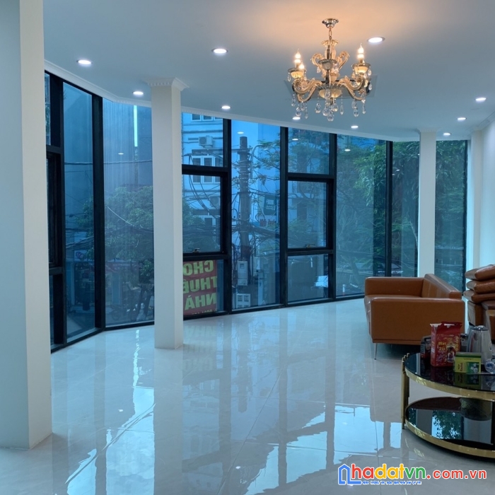 Toàn nhà văn phòng kinh doanh khủng vĩnh phúc 70m2x6tx15mmt lô góc oto tránh nhà mới giá nhỉnh 20
