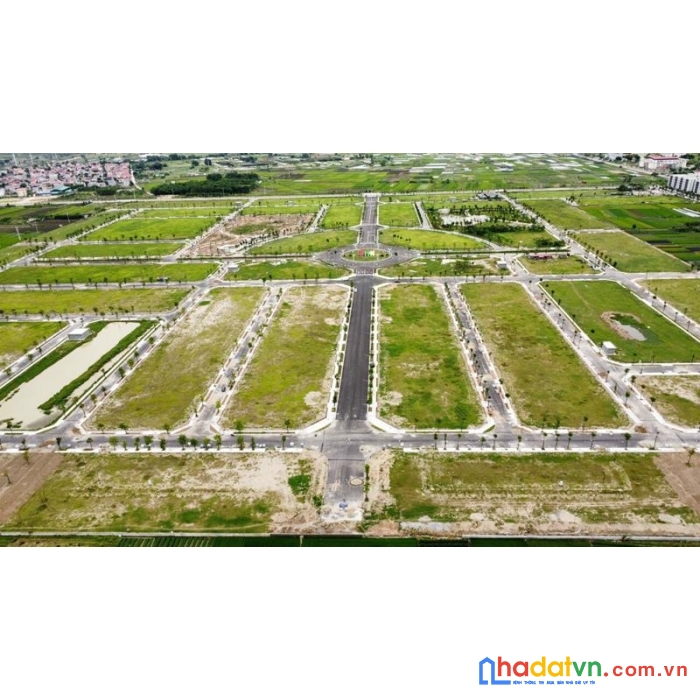 Em đang còn 12 lô đất đấu giá dự án hud mê linh giá chỉ từ 50 - 60 tr/m2 (đã bao gồm xây dựng)