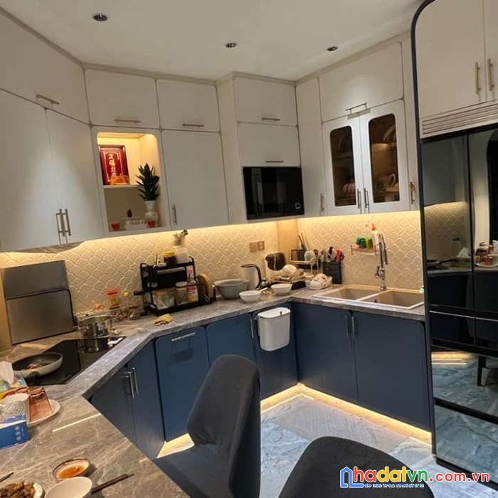 Bán nhà đẹp hxh lê thúc hoạch -40m2 - 5 tầng -giá 6.xx tỷ