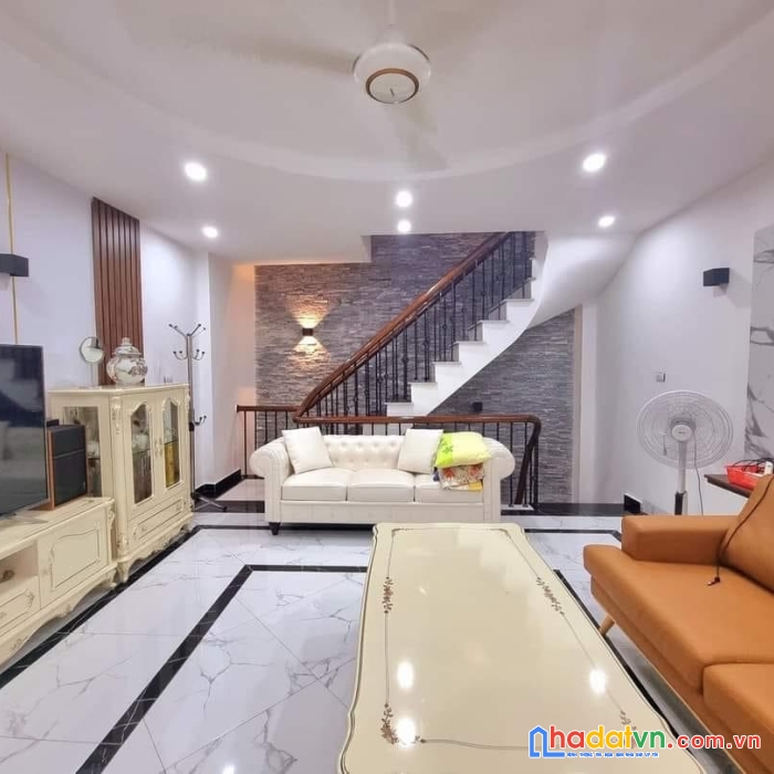 Bán nhà trần cung 65m2 - 4 tầng - mt 5m - ô tô - kinh doanh - lô góc - 8 phòng cho thuê - gía