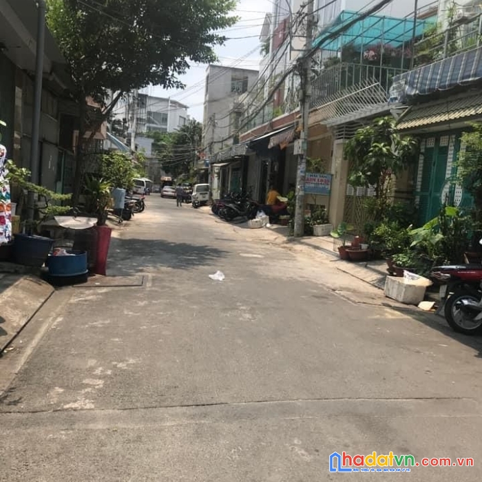 Nhà bán 86m2 đường 8m cạnh chợ tân hương, tân phú.