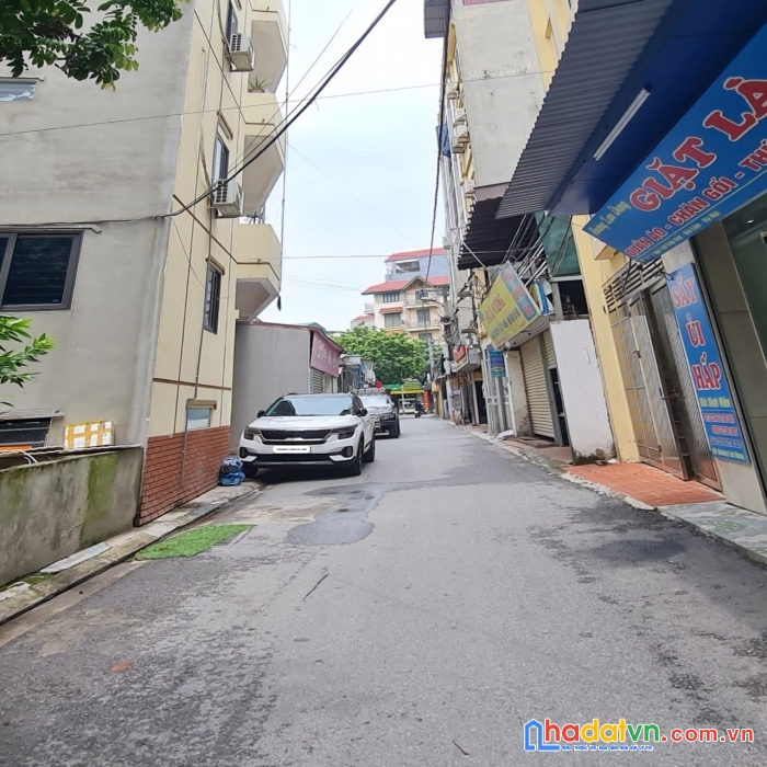 Bán đất lệ chi, gia lâm, hà nội. dt 44m2 khuôn đất vuông vắn, nở hậu. chỉ 1357 tr. lh 0989894845