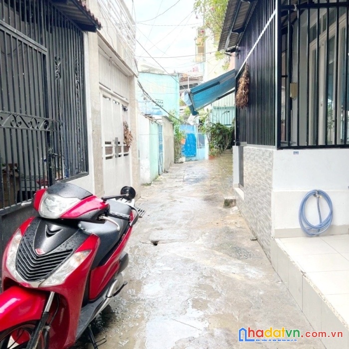 Nhà mới 3x10 trệt/lầu hẻm 154 âu dương lân phường 3 quận 8