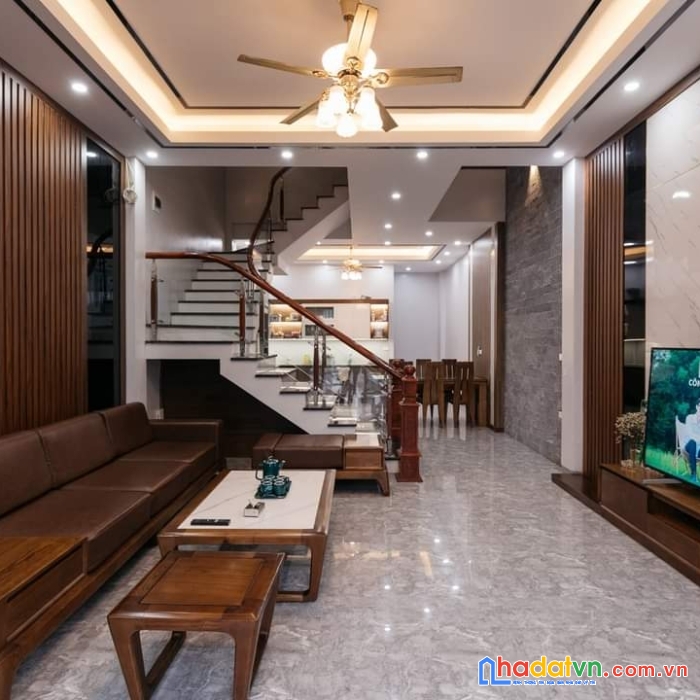 Bán nhà 4 tầng mới xây view công viên tp phủ lý hà nam