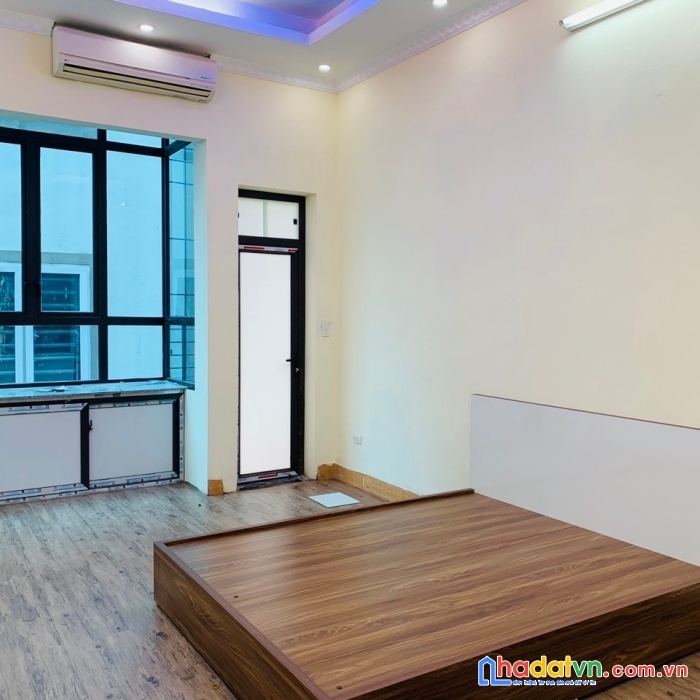 Bán chung cư mi ní văn phú 66 m2 7 tầng doanh thu 500 triệu/ năm giá 5,8 tỷ