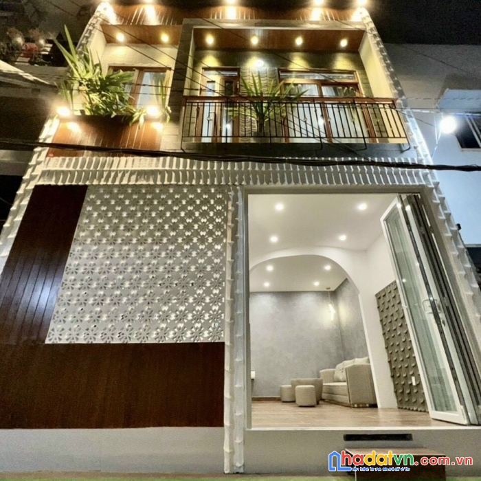 Bán nhà nguyễn văn lượng gò vấp, hẻm oto, tặng nội thất, 30m2 chỉ 3.69 tỷ